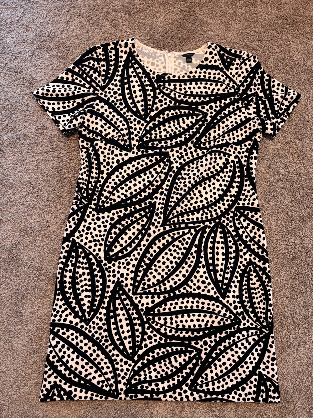 Ann Taylor Black and White Patterned Midi Dress - 14